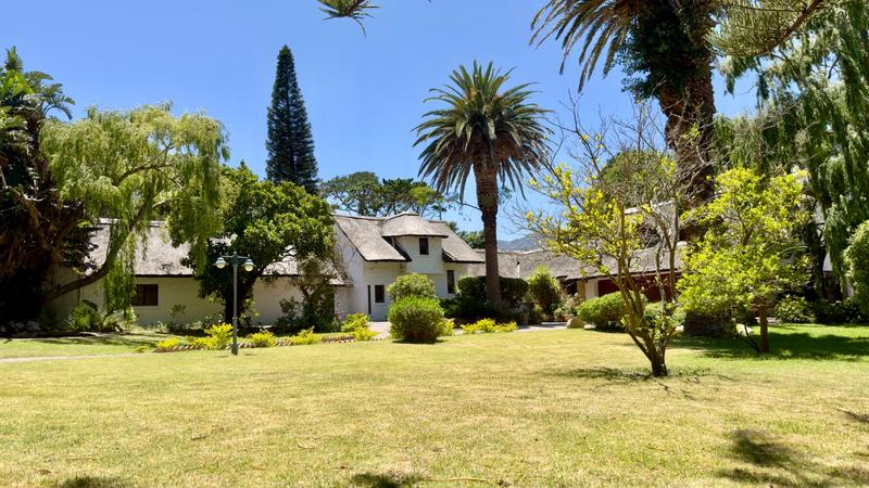 9 Bedroom Property for Sale in Hout Bay Western Cape